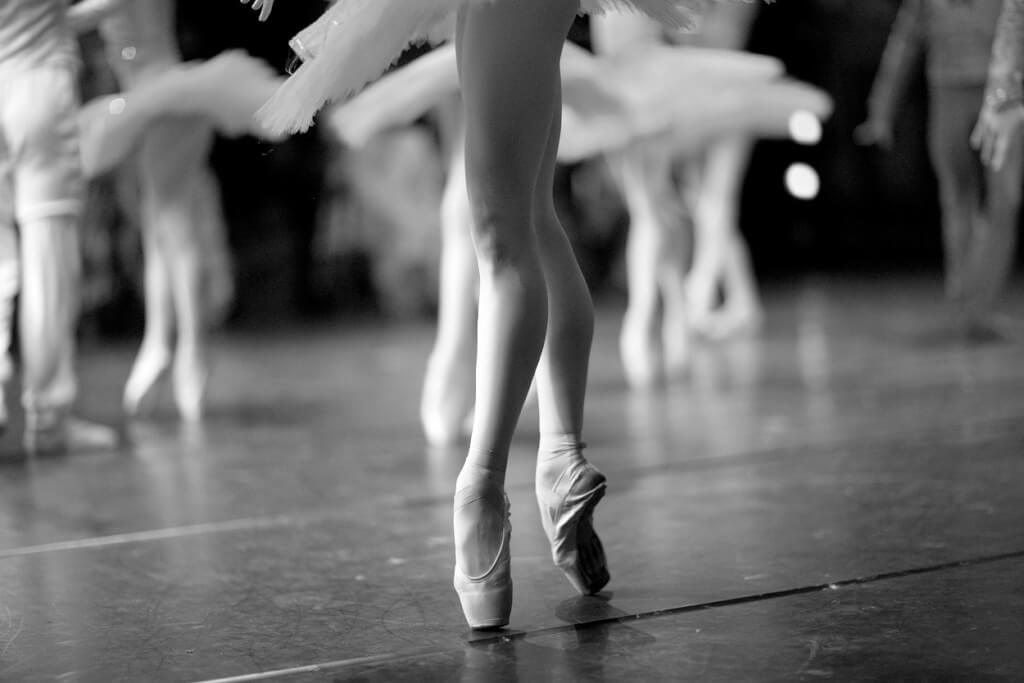 CinnamonGirl70's tweet photo. The John Butler Trio - What You Want 🩰
#RachelBarber
#InHerSkin
https://t.co/GCO8vyfDuF https://t.co/8sTKHKiTTN