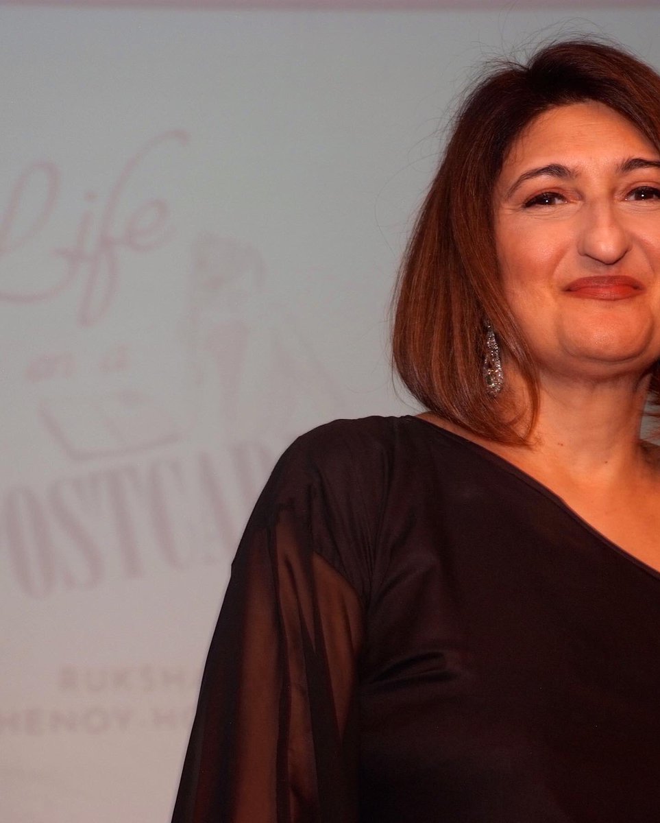lifepostcards's tweet photo. Fabulous Launch! Part 1! On the 16th of September L.O.A.P had its launch at the wonderful Nehru Centre in Mayfair London! Thank you so much Lord Karan Bilimoria for being the guest of honour and Amish Tripathi Director of the centre for hosting. @Lord_Bilimoria @TheNehruCentre https://t.co/iDz4JxuDZi
