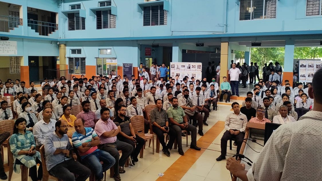 PravKumarr's tweet photo. #startups and #entrepreneurs who want to transform their ideas into Path-breaking Products - @STPIIndia will facilitate the #Seedfunding, #StateOfArtIncubation facilities, #mentoring by Industry veterans and strategic networking in your endeavour
Apply:
https://t.co/lZDpiRHiU4 https://t.co/J4NCN5yxR9