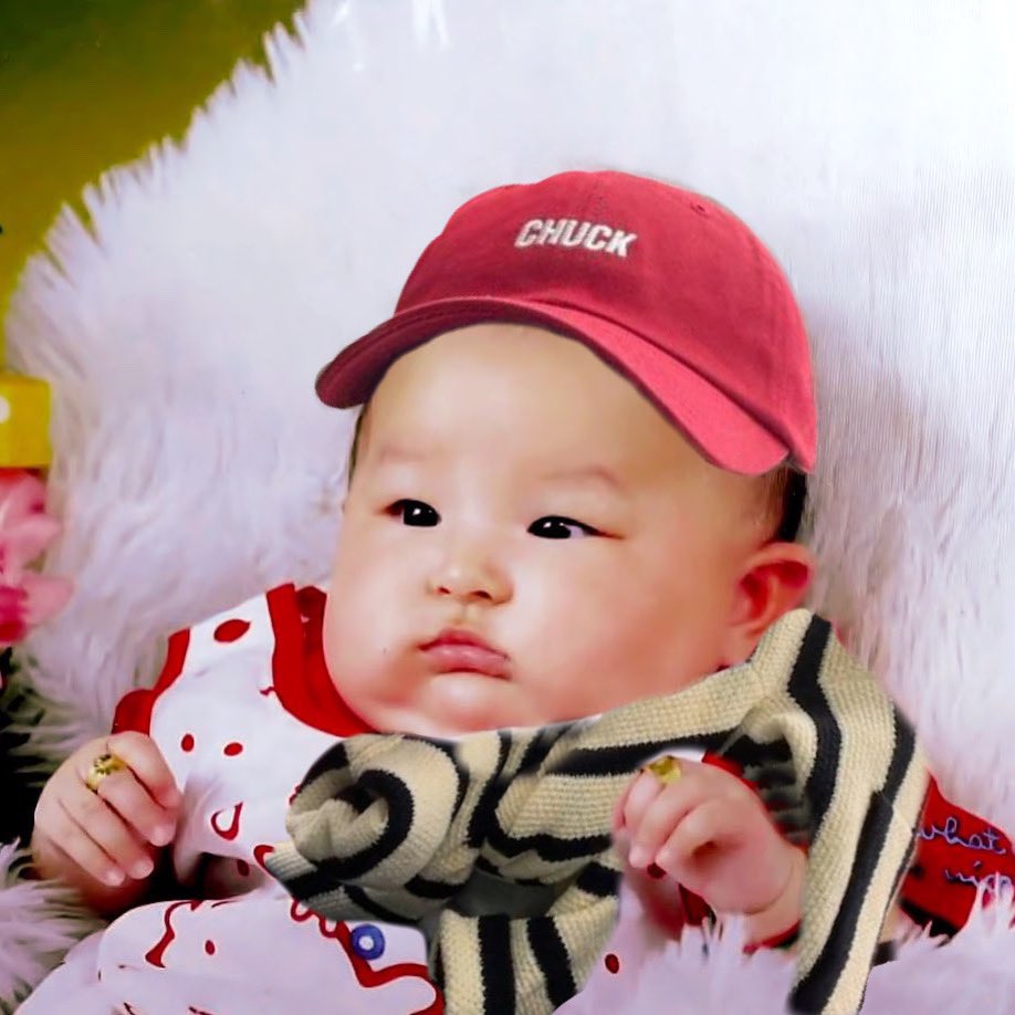 royalgomseul's tweet image. idk but editing Seulgi’s baby photo becomes my new addiction now 😭