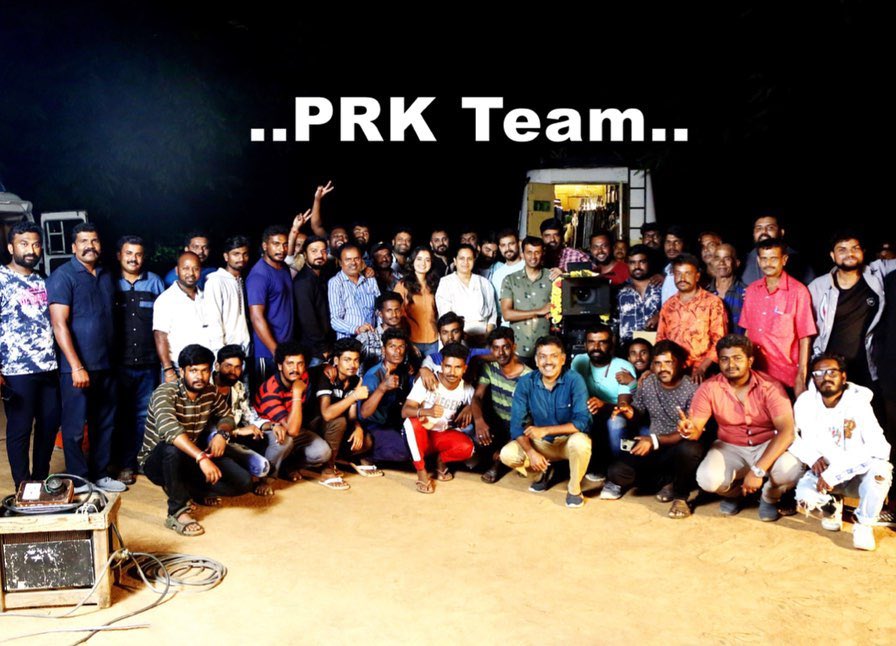 NamCinema's tweet photo. ನಮ್ಮ ಅಪ್ಪು ಸರ್ ಕಥೆ ಕೇಳಿ ಮೆಚ್ಚಿದ್ದ, ಅಶ್ವಿನಿ ಮೇಡಂ ಸಬಲ ನಿರ್ಮಾಣ ನಿರ್ವಹಣೆಯಲ್ಲಿ ತಯಾರಾಗಿರೋ ಆಶಿಕಾ ರಂಗನಾಥ್, ಪ್ರವೀಣ್ ತೇಜ್ ಅಭಿನಯದ #ಓ2 (#O2) ಚಿತ್ರೀಕರಣ ಪೂರ್ಣಗೊಂಡಿದೆ 😊

#NamCinema #O2Movie #O2TheFilm #AppuLivesOn #PRKProductions #PuneethRajKumar #Appu #AppuSir #AshikaRanganath #Kannada https://t.co/rbhe1AsAQj