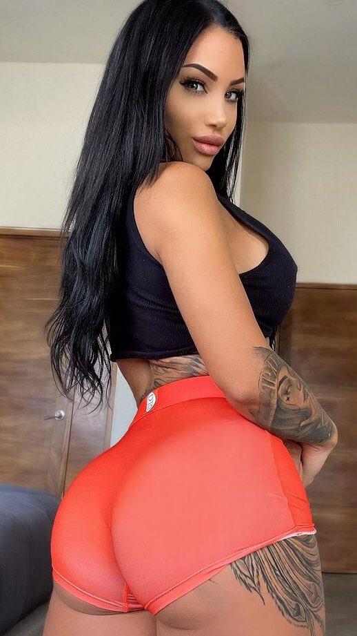 EntrancingBeaut's tweet photo. Just peachy 🍑 https://t.co/XCK3SkHoAl