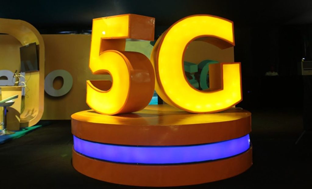 news_ghana's tweet photo. MTN building private 5G networks for ports, mines in South Africa https://t.co/sV4xz3rU9N #Technology #5G #5Gnetworks #DynamicSpectrumSharing #SouthAfrica https://t.co/2i0OVxjCsX