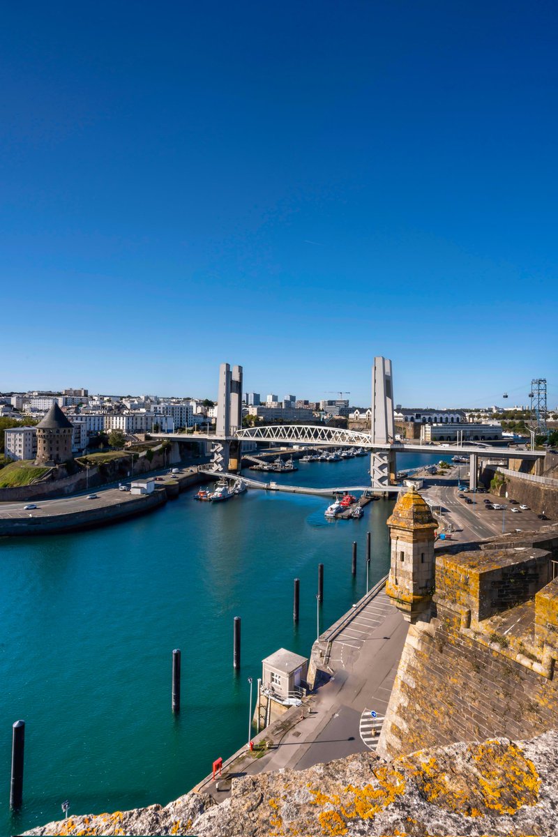 StraboniThomas's tweet photo. Journée du patrimoine le week-end dernier, visite du château et du musée de la marine à Brest.
#Brestfr #MagnifiqueBretagne https://t.co/P6Bj8prSoQ