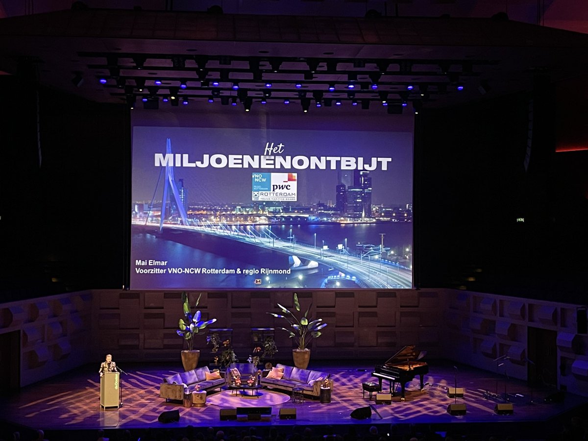 VNONCW010's tweet photo. Welkomstwoord door onze voorzitter Mai Elmar: Rotterdam kan en wil bijdragen aan oplossingen. We moeten het met elkaar doen. #MO22 https://t.co/VGjSI4dWG3