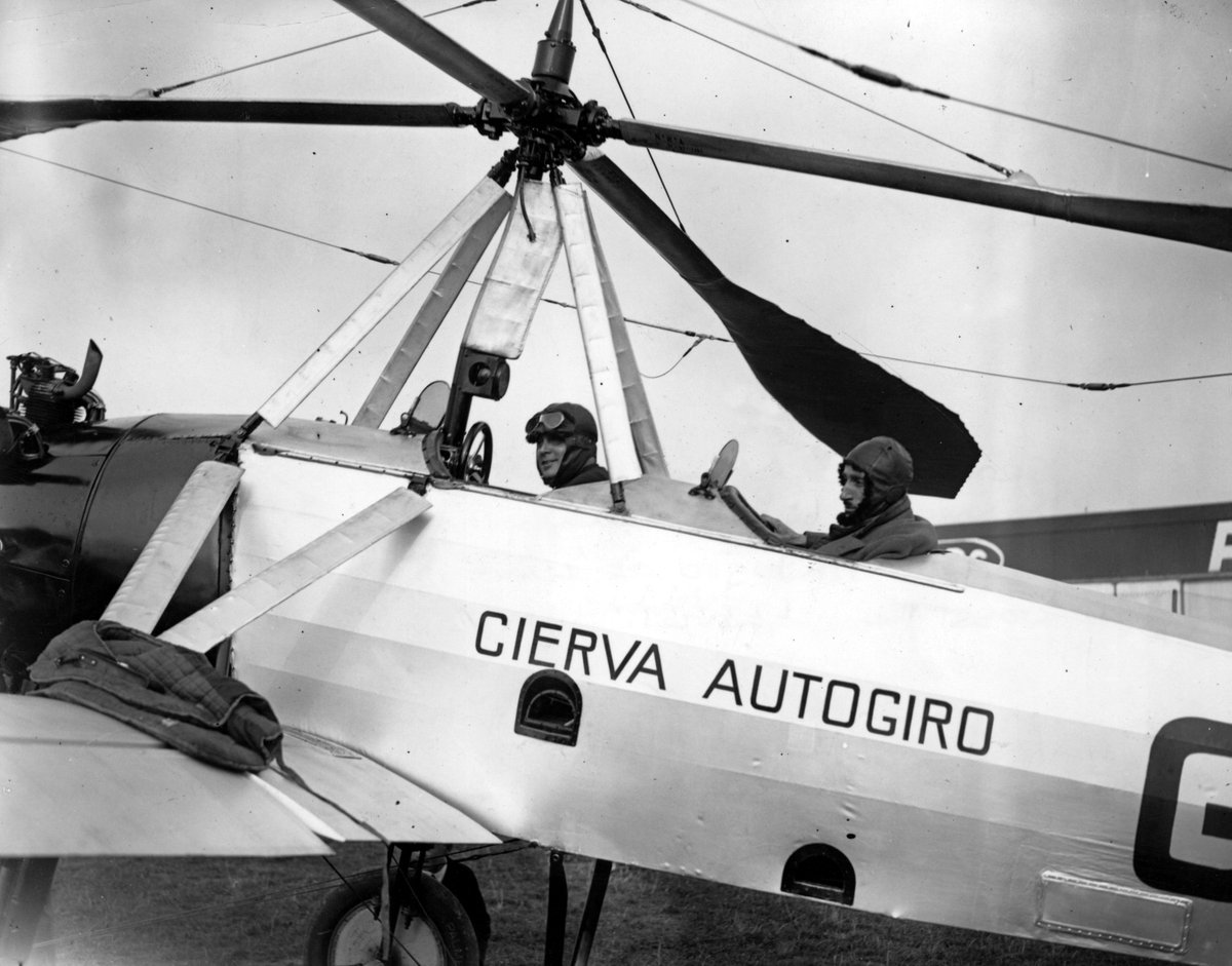 pcmMadrid's tweet photo. Un día como hoy de 1895 nació #JuandelaCierva, ingeniero y aviador que inventó el #autogiro, precursor del 🚁
Hoy empresas como @smartHAPS y @Hovering_S van un paso más allá, con vehículos aéreos no tripulados (#UAV) que exploran estructuras o el territorio😲 https://t.co/UEIDjDSppK