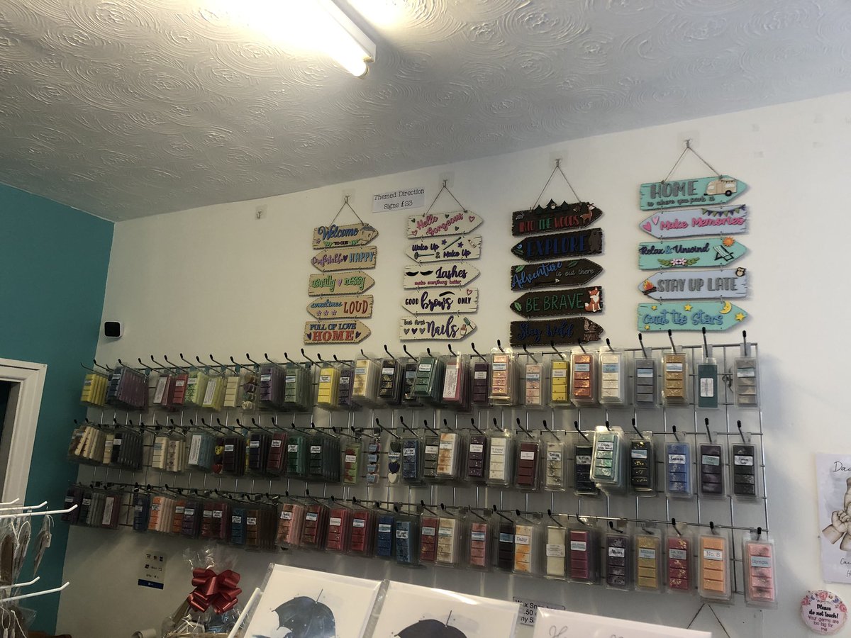 Good #wednesday #earlybiz
Time to grab a #midweek bargain in store
#Bathbombs NOW £1
Character #Bathbombs £1.50
#Roomsprays £5 two for £9
#Handmade #pillows NOW £12.
#Jutebags NOW £10
Beautiful #handmade #hanging signs £18 were £23
Open today 10am - 5pm
18 Yorkshire Street #Bacup