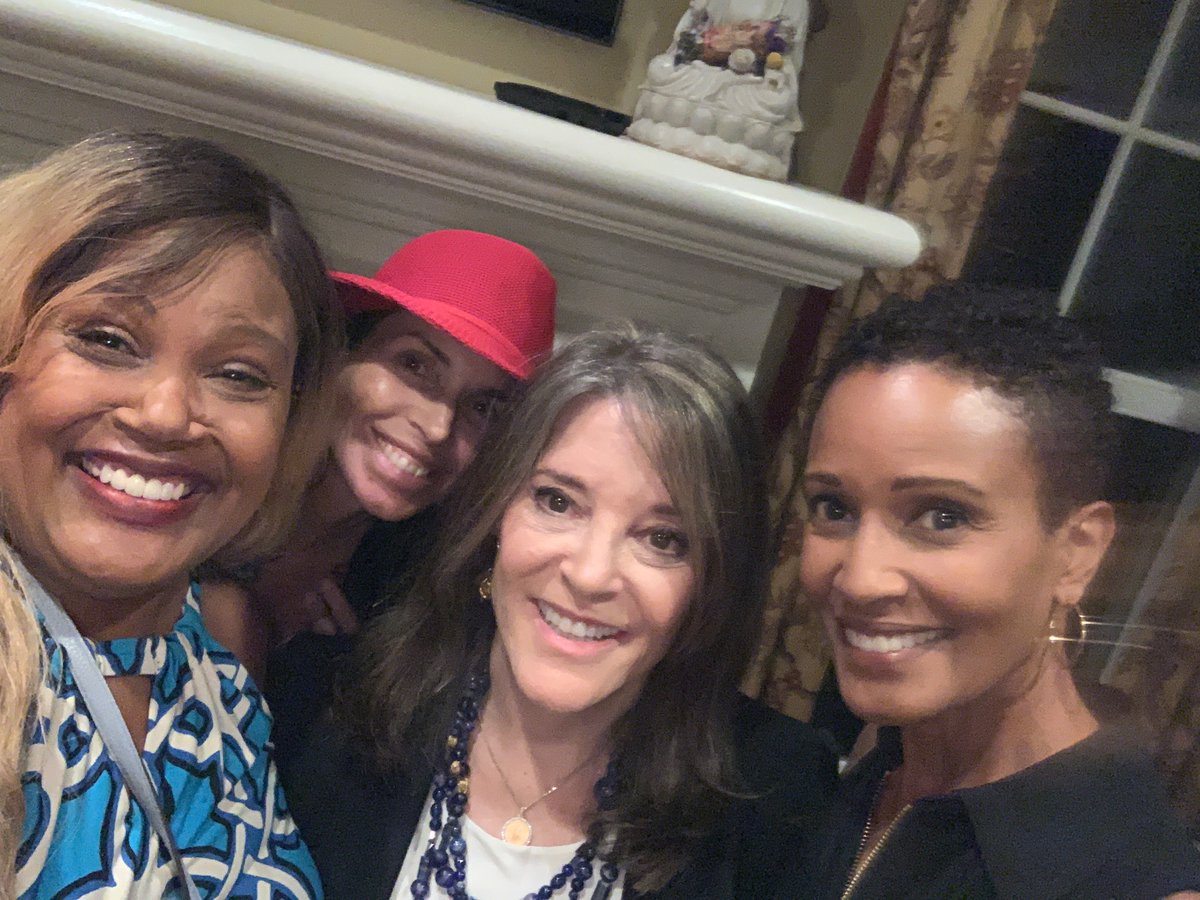 CKelleyLive's tweet photo. Happiness is being invited to the home of friends for a party to meet former presidential candidate Marianne Williamson and running into Bruce Springsteen’s autographed guitar, too. #ilovela #mariannewilliamson #brucespringsteenandtheestreetband #NationalVoterRegistrationDay https://t.co/Kvx5YBclb2