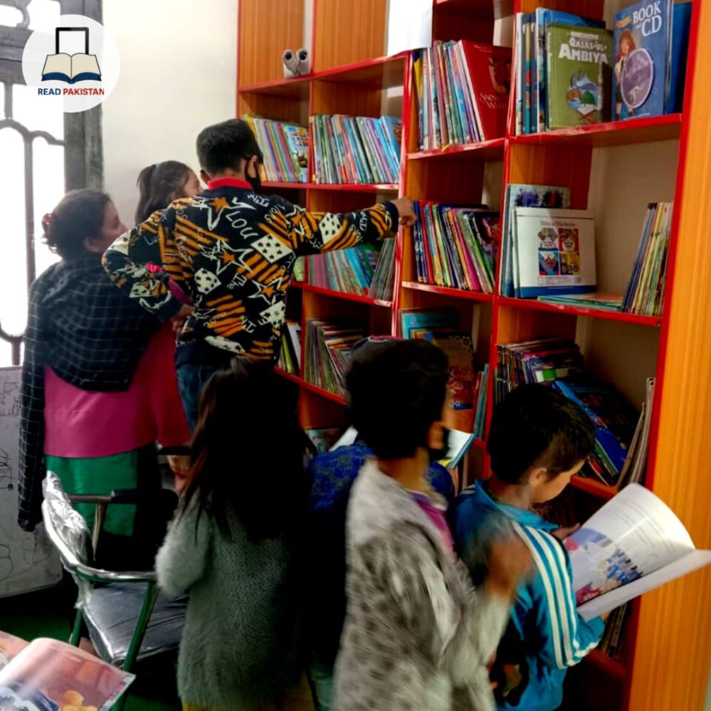 ereadpak's tweet photo. “At the dawn of the 21st century, where knowledge is literally power, where it unlocks the gates of opportunity and success,we all have responsibilities as parents, as librarians, as educators, as politicians, and as citizens to instil in our children a love of reading so that we https://t.co/xp3FhBH253
