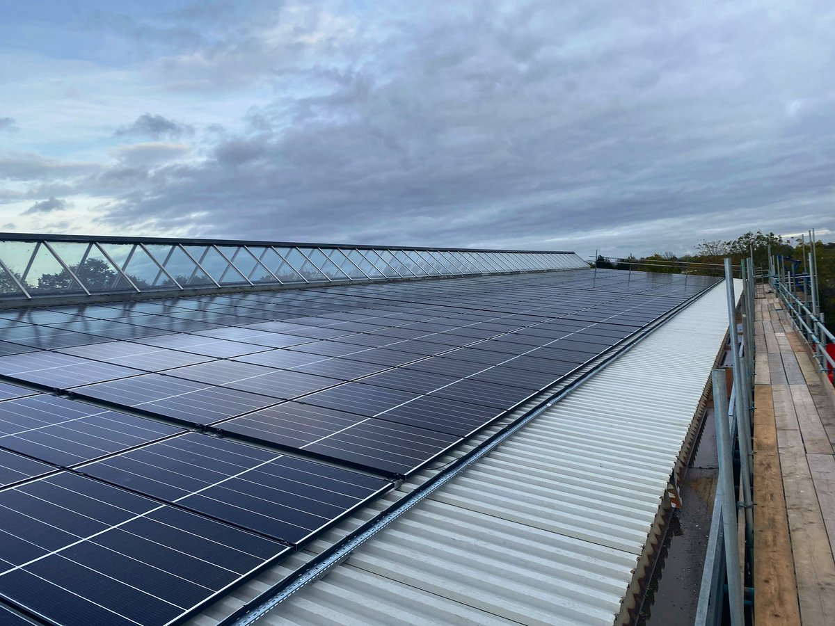 BWPProp's tweet photo. Great to see the completion of this solar installation scheme at this large industrial unit in Milton Keynes. 
#solar #charteredbuildingsurveyor #buildingconsultants #projectmanagement #miltonkeynes https://t.co/8LmRIC96Vz