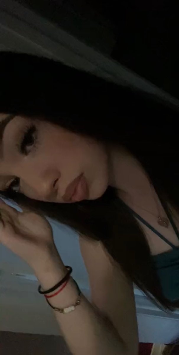 Misaalovesyouu's tweet photo. hiiii my names misa! (making a new pinned) 

☆ New to nsfw twt kinda

☆ 18 almost 19!! 

☆ she/her

☆ 5’4
dm me!!! 
#nsfwtwtًً https://t.co/ebsOIKyDas