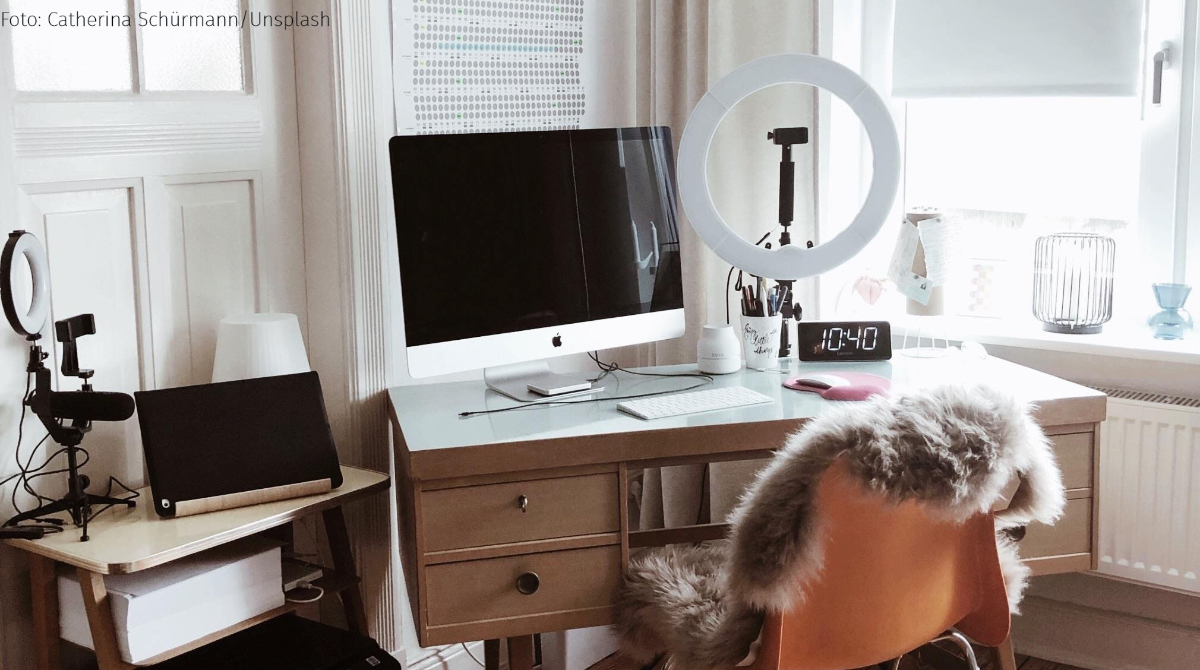 Andrea Bonanni und Daniela Rindone beleuchten in Ausgabe 82|2022 wesentliche rechtliche Aspekte von #MobileArbeit und stellen praxisnahe Ansätze für eine pragmatische Umsetzung zur Verfügung. Jetzt auf kulturmanagement-portal.de/handbuch #Kultur #Recht