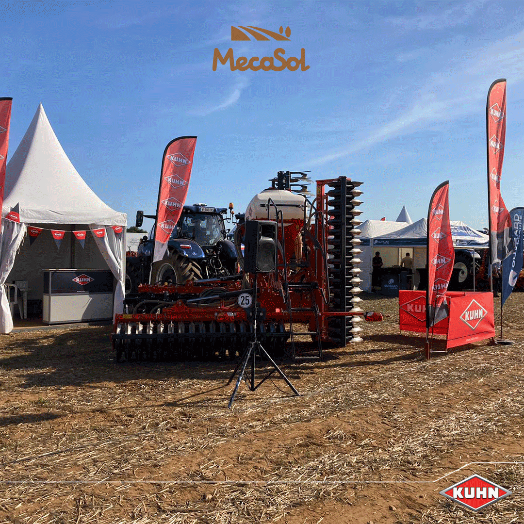 KUHNFrance's tweet photo. La #KUHNTeam est prête à vous accueillir sur notre stand - 136 à la journée MecaSol 🤩
Venez découvrir nos machines de travail du sol et semis KUHN lors des Raids démonstrations qui auront lieu à 11h et 15h !
Nous vous attendons nombreux 😊
#KUHN #Culture #salon #cuma #mecasol https://t.co/W7XOWApG2Q