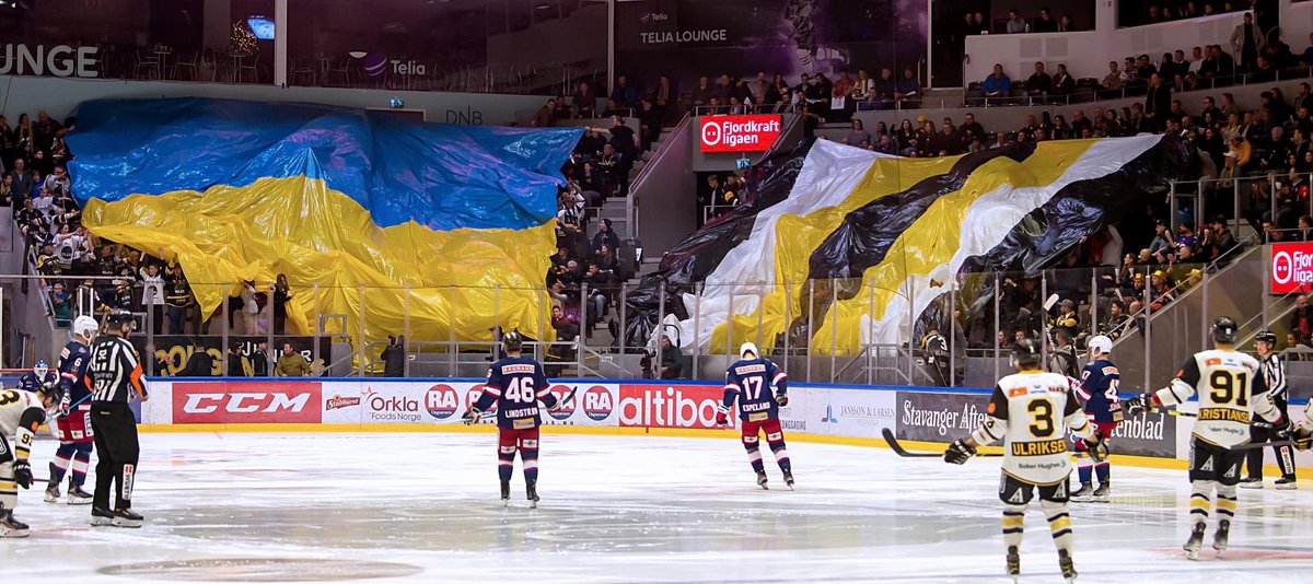 StavangerOilers's tweet photo. 🕊️Det er den internasjonal fredsdagen i dag. Den må vi selvsagt markere for fred i Ukraina og en lys fremtid for Sdyshor. Slava Ukraini!🇺🇦
#sammenervisterke https://t.co/d5TNbsMP67