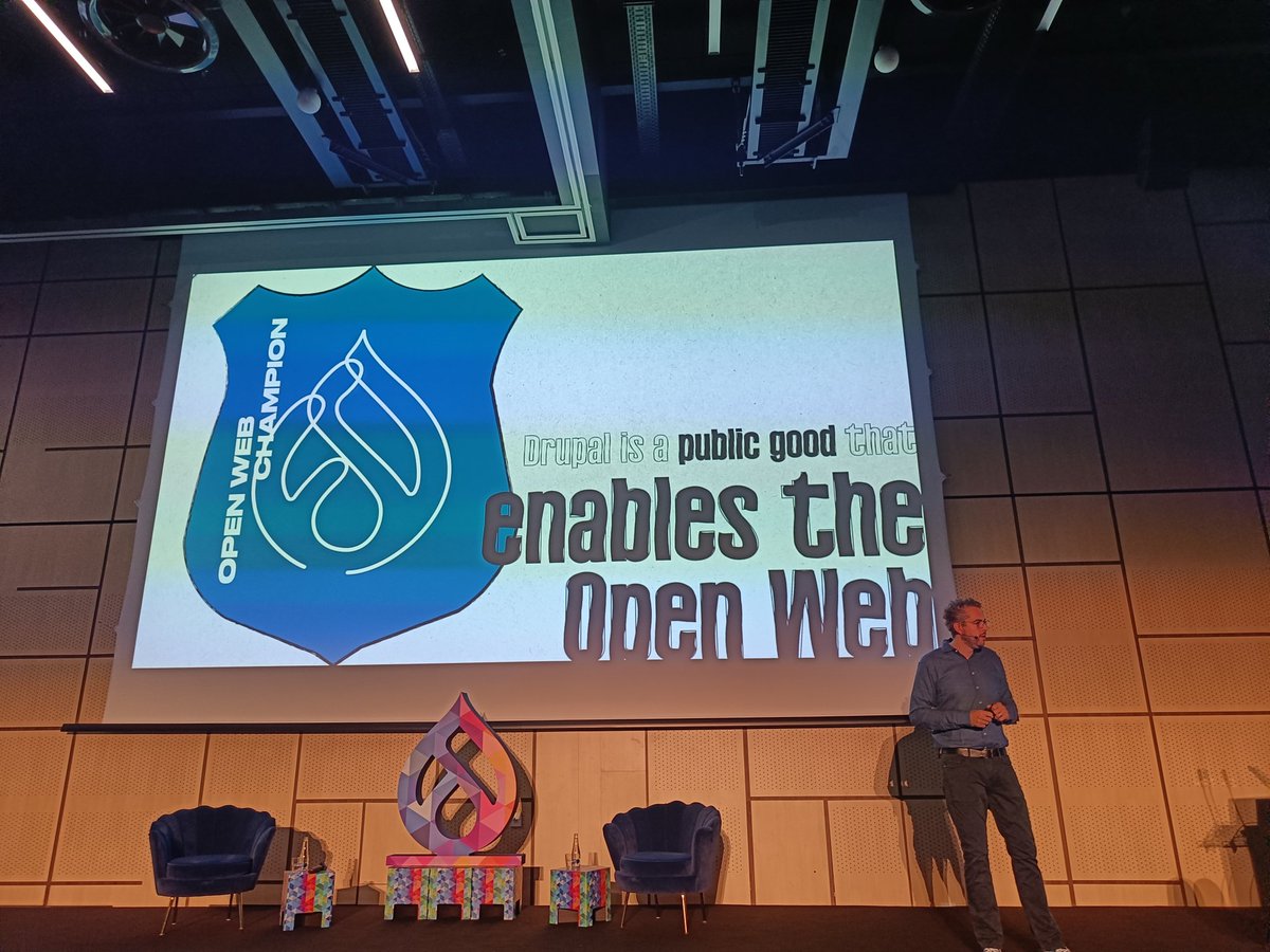 cocomore_drupal's tweet image. We are attending the #driesnote at #DrupalConPrague, and @Dries is delivering an important reminder about the importance of open source and the #openweb, and Drupal as an enabler of the Open Web.
