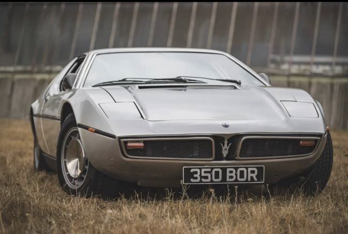 Maserati Bora anyone? This lovely example is up for grabs with @market_auctions Full details 👇🏽 themarket.co.uk/listings/MASER… @Maserati_HQ #Maserati #Bora