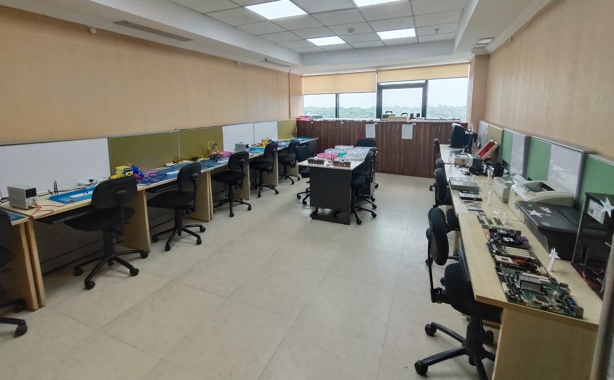 NIELITIndia's tweet photo. #NIELIT Bhubaneswar, 2nd NIELIT Centre in the Eastern Region, is currently housing 2 IT Labs, 1 #Electronics Lab, 2 Classrooms, Library and equipped with all basic amenities. It is capable of training approx 1200 students annually in #IECT areas through its Skill Oriented Courses https://t.co/Pjv31312uo