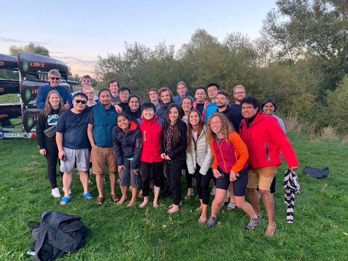 🛶 AK Tour day 1. 🛶

We had an amazing time canoeing on the Jeetzel river 🛶 Some of us got blisters, some got wet 🥶 but we all survived 🥳