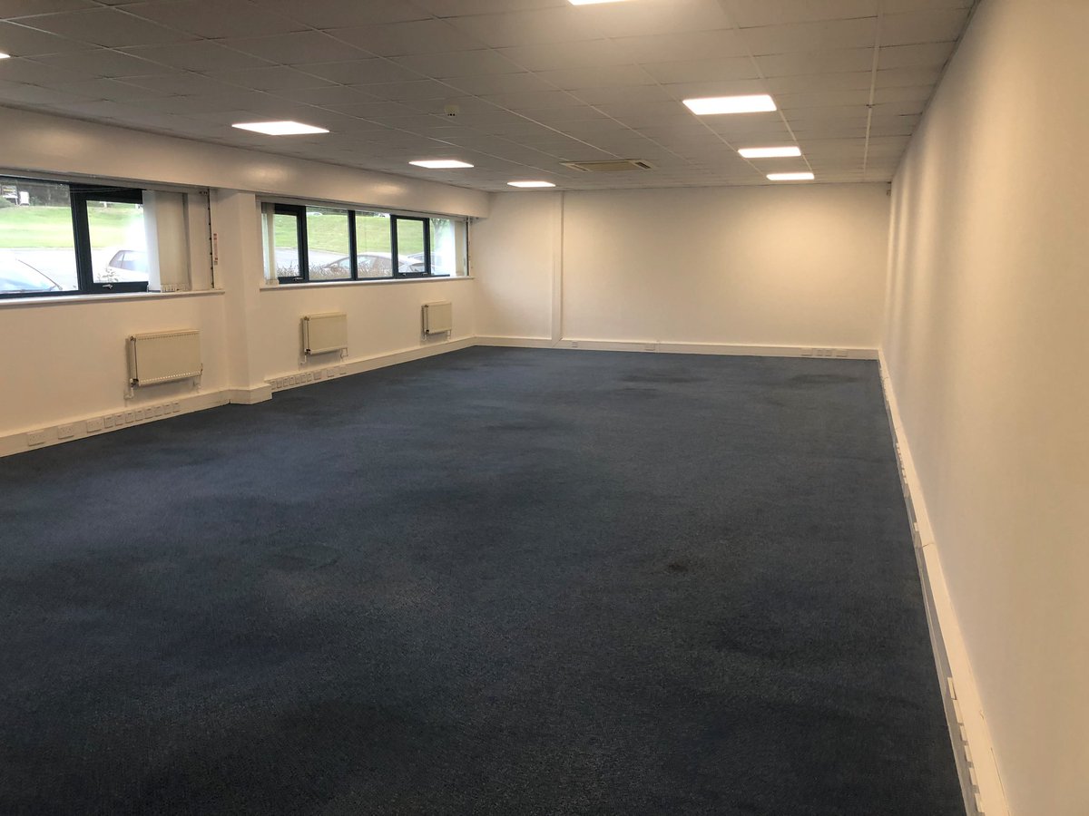 HubWashington's tweet photo. This spacious, modern ground floor business unit measures 93 sq.m and is available to rent now! Free car parking for your staff, 24hr access, state of the art IT. Call us for details 0191 338 5166 #washington #NorthEast https://t.co/nhfKdY7Dcz