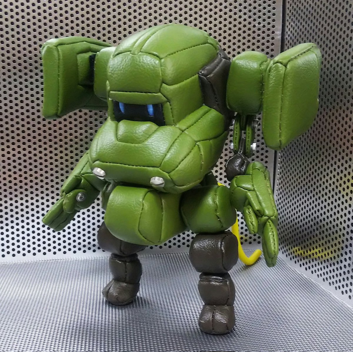 AYATARO_robot's tweet image. #なっちんぬいぐるみ大作戦

ほぼ完成ですー！あとはおまけを作ります！☺️

リプ欄にも写真があります。☺️

#Moi
#moino
#moi72
#なっちん
#07式なっちん
#陸上自衛隊07式戦車なっちん
#なっちん手芸部
#ぬい
#ぬいぐるみ
#手縫い
#手縫いのぬいぐるみ
#フルスクラッチ
#フルスクラッチビルド