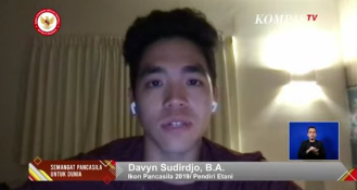 ekahandaa's tweet photo. Davyn Sudirdjo, founder e-Tani.  e-Tani adlh start up yg menghubungkan produsen &amp; konsumen secara langsung. Sehingga petani bisa mendapat manfaat jauh lebih besar, dr pada menjual hasil dagangan mereka kepada Tengkulak.
#BPIP #OptimasiPerekonomianRakyat #seminarpancasila
@BPIPRI https://t.co/zvJj1cz4AR
