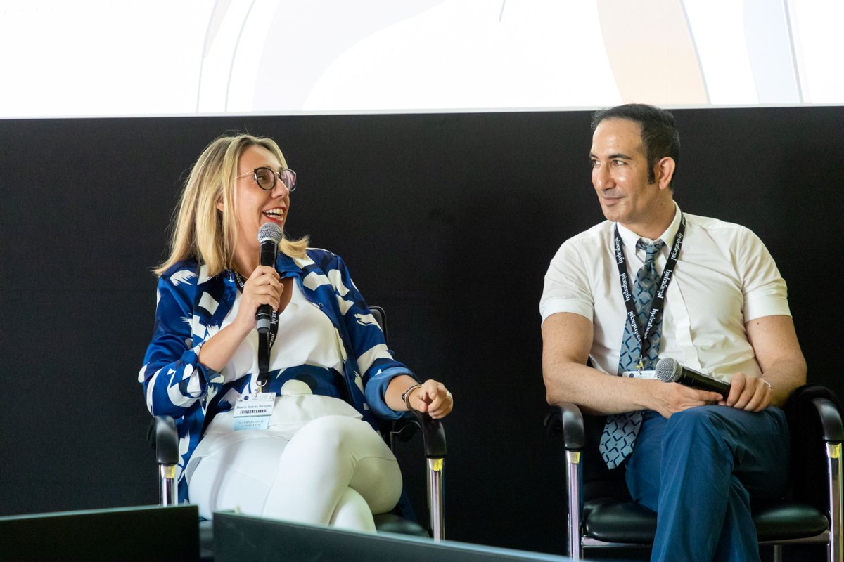 5CCongress's tweet photo. During sessions and lectures there is always room for discussions! Share your knowledge🌟

#5cccongress #5cc22 #5ccbarcelona #5ccfamily #dermatology https://t.co/yIZertr2yO