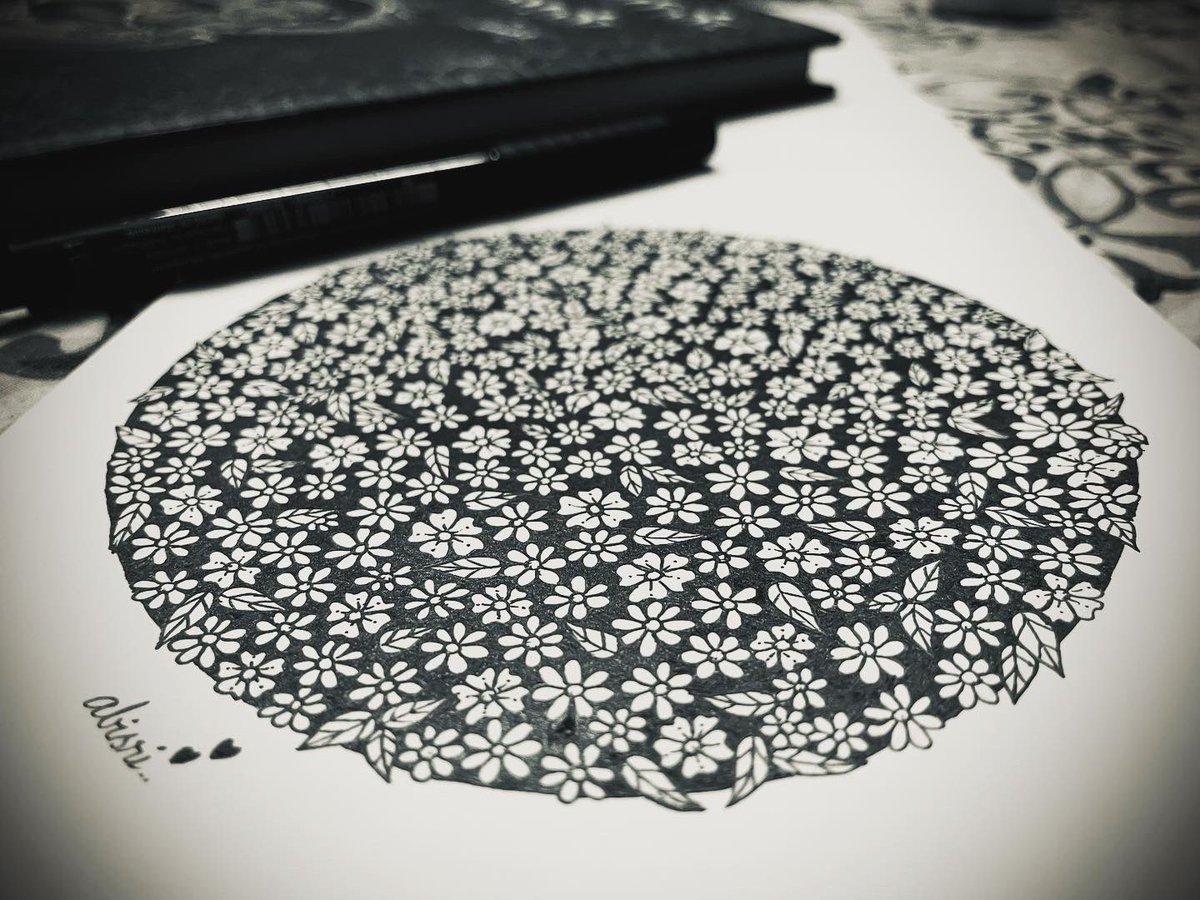abithuu's tweet photo. Patience with consistent work… end result will Amaze you ❤️‍🔥 …. Fineline pen art 💕 https://t.co/QIGkcuEeg3