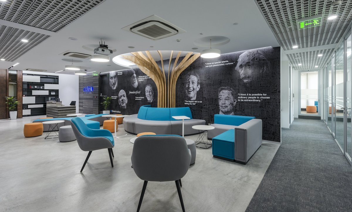 JTCPLDesigns's tweet photo. The post-pandemic office is a different animal than its pre-pandemic counterpart. With the workforce getting used to a certain informality and comfort that comes with remote working, offices now have to weave these traits into their narratives. #OfficeDesigners #officedesign https://t.co/5hFpz93DtM