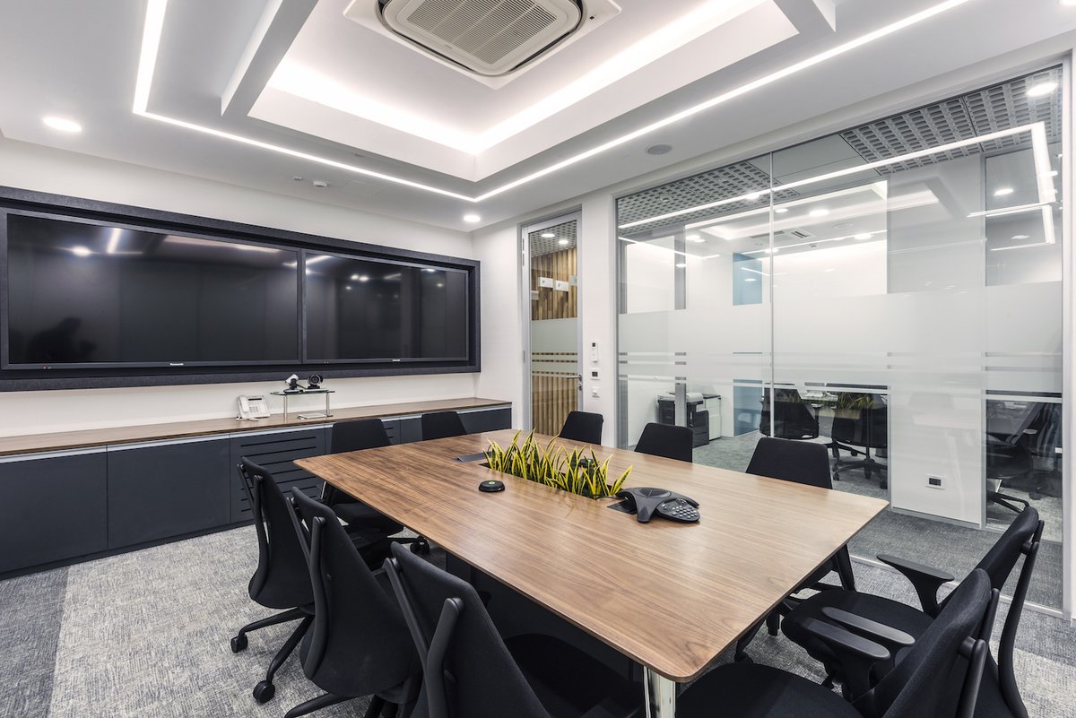 JTCPLDesigns's tweet photo. The post-pandemic office is a different animal than its pre-pandemic counterpart. With the workforce getting used to a certain informality and comfort that comes with remote working, offices now have to weave these traits into their narratives. #OfficeDesigners #officedesign https://t.co/7ZVXeMrW04