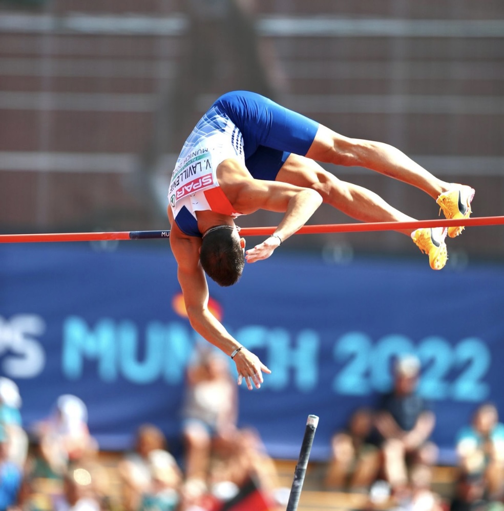 Keyenafrance's tweet photo. Aujourd'hui, on se remémore les Championnats d'Europe d'Athlétisme 2022 où 4 de nos ambassadeurs représentaient la France 🇫🇷
#keyena #EuropeanChampionship #athlete #trackandfield #athlete #longjump #sprint #polevault #spikes #keyone #limitless #focusiskey https://t.co/GKgfBba4tW