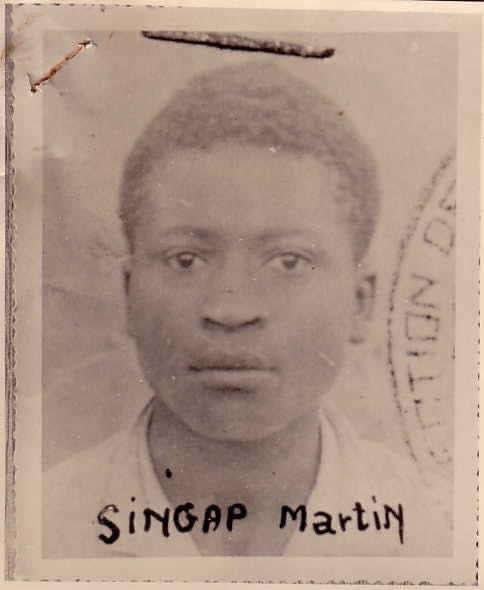 Martin Singap 
nationaliste camerounais, c’était le chef d’état-major de l’Armée de libération nationale du Kamerun (ALNK) dont la devise était « Vaincre ou Mourir ».Il se démarque par sa bravoure et son sens de la stratégie. Il est craint et à la fois respecté par ses ennemis