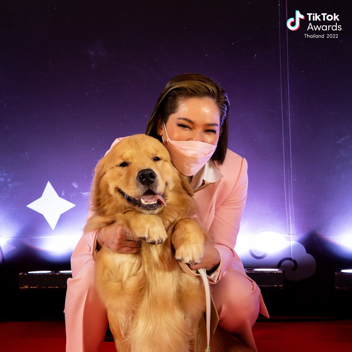 TikTokTH's tweet photo. (7)
#ENGFAxTiktokAwards2022
#อิงฟ้าวราหะ #อิงฟ้ามหาชน
#japanfriends #nengnn
#TikTokAwards2022TH https://t.co/TjyGhflBxs
