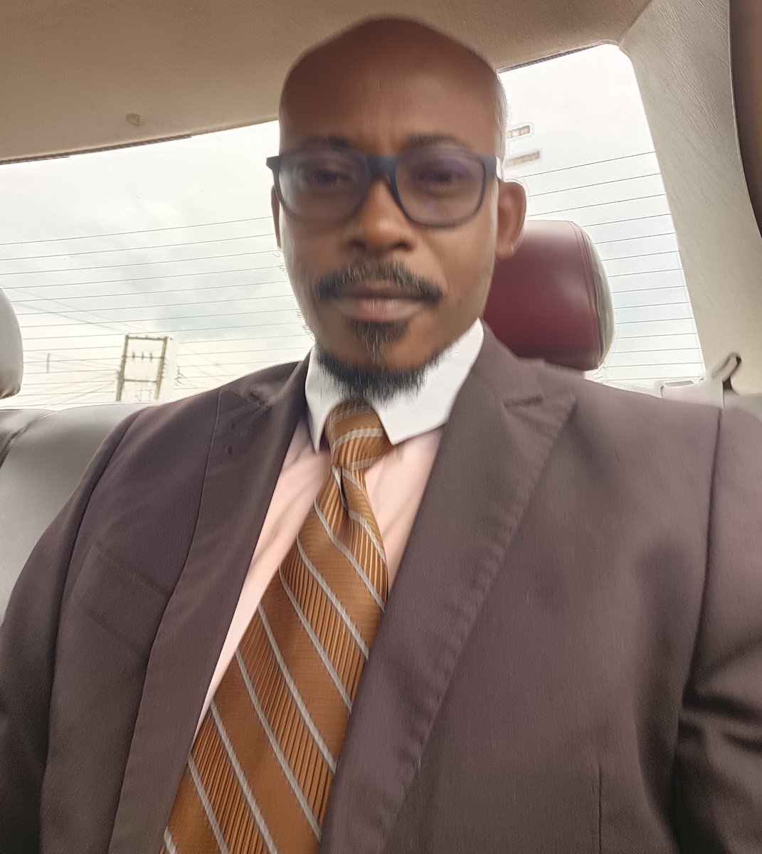 Dr. August Bones tweet media