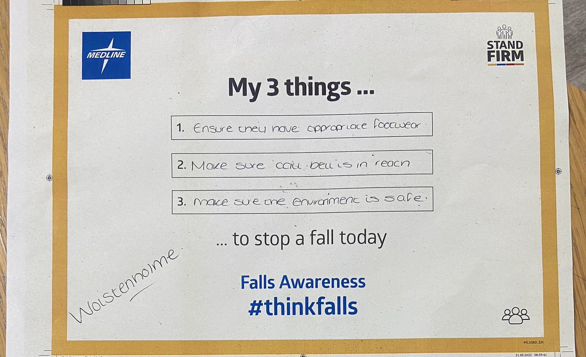 Princessnursey2's tweet photo. #FallsPreventionAwarenessWeek @RochdaleCO_NHS starting the day off at @WolstenholmeIMC 3 things to stop a fall today #thinkfalls #fallsaware 🍁💛🍁💛 https://t.co/WUwq8zLFQ5