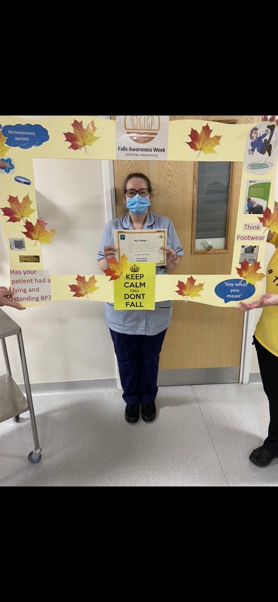 Princessnursey2's tweet photo. #FallsPreventionAwarenessWeek @RochdaleCO_NHS starting the day off at @WolstenholmeIMC 3 things to stop a fall today #thinkfalls #fallsaware 🍁💛🍁💛 https://t.co/WUwq8zLFQ5