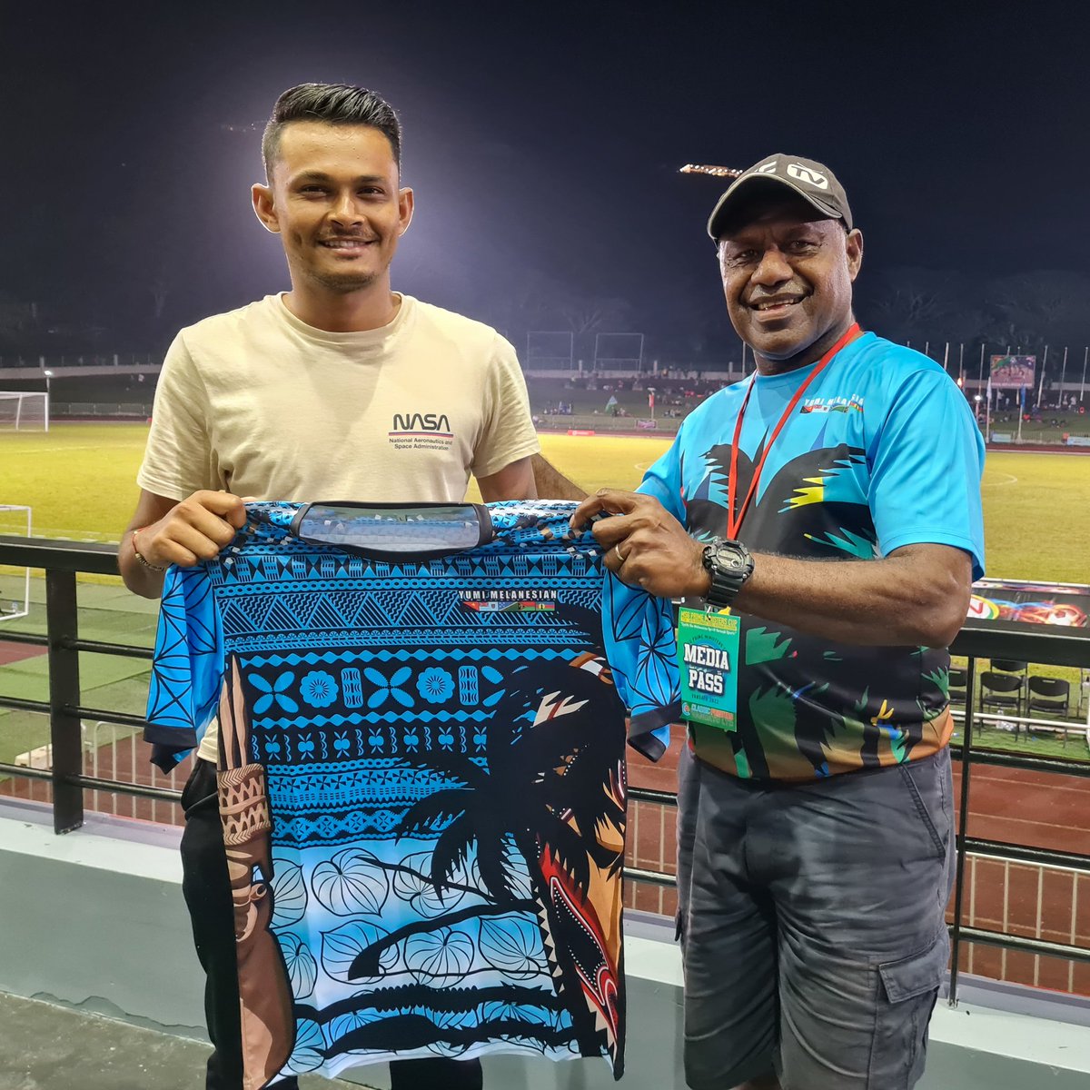 Our Physiotherapist, Nishant, was honoured with a token of appreciation by the Vanuatu Media for being the first medical respondent in saving the life of a little boy who was severely injured in a road accident in Port Vila yesterday.