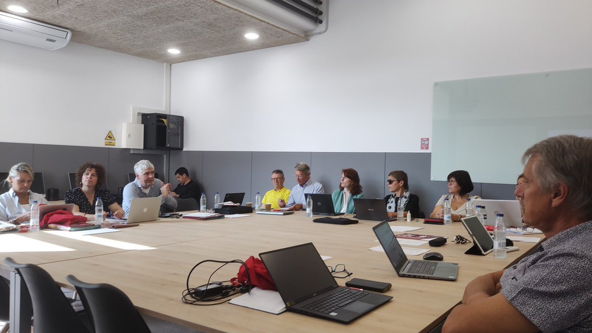 Uwe Peleikis talking about the Basic ideas of the assessment of KS1 and the most important parts. #netinvet