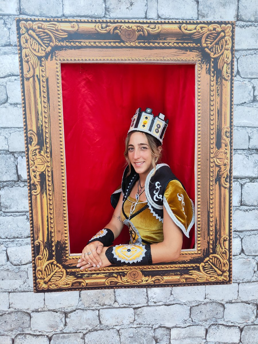TagoroHotels's tweet photo. #GranTagoro 💫
What's your name as Knight or Lady at the Royal Court? 🎉🎭
New chance to have and enjoy our Royal Breakfast.
#GranTagoro #Family #Fun #PoolDays #DreamDays #Lanzarote #Summer #AurorasDream #RealAdventure #AventuraReal #Aurora #Tagorin #entertainment https://t.co/iUbd5Pgzfz