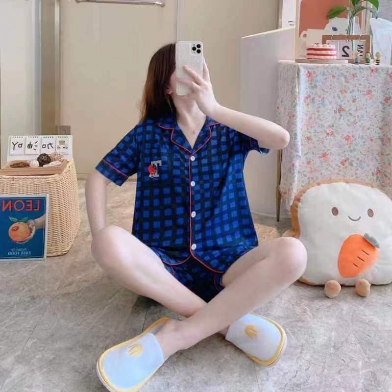 bangtanstation7's tweet photo. PREORDER BT21 sleepwear  (unofficial)

4 characters available
TATA, CHIMMY, COOKY, KOYA

₱289 only

Sizes: L XL XXL
1 size up from your normal size. If you are medium size, go for Large.

Dm or mine https://t.co/u6nv1aZF8Q