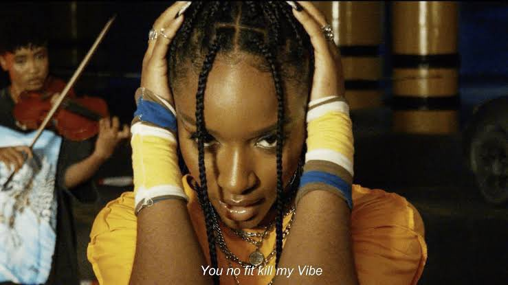 937RhythmFm's tweet photo. 📻NP: Bloody Samaritan - @ayrastarr
cc @Awesome_Arthur @BaddieKimmyK
#morningdriveshow #midweekhits #OnAirNow https://t.co/PVKAnHpHJ9