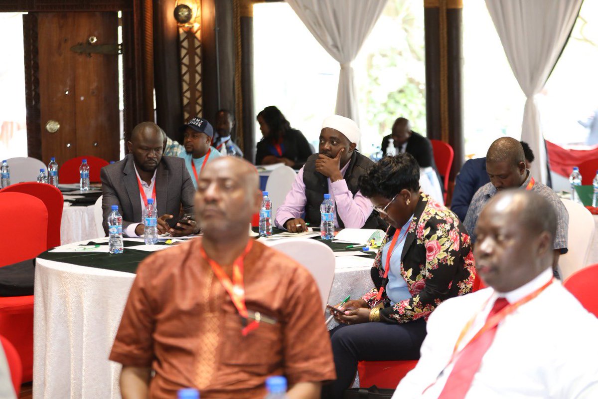 This Morning’s Group 2 is taking the Hon Members through the topic on Formulation of Laws,and the session is Led by the Director of Legal Services Ms Vane Akama.