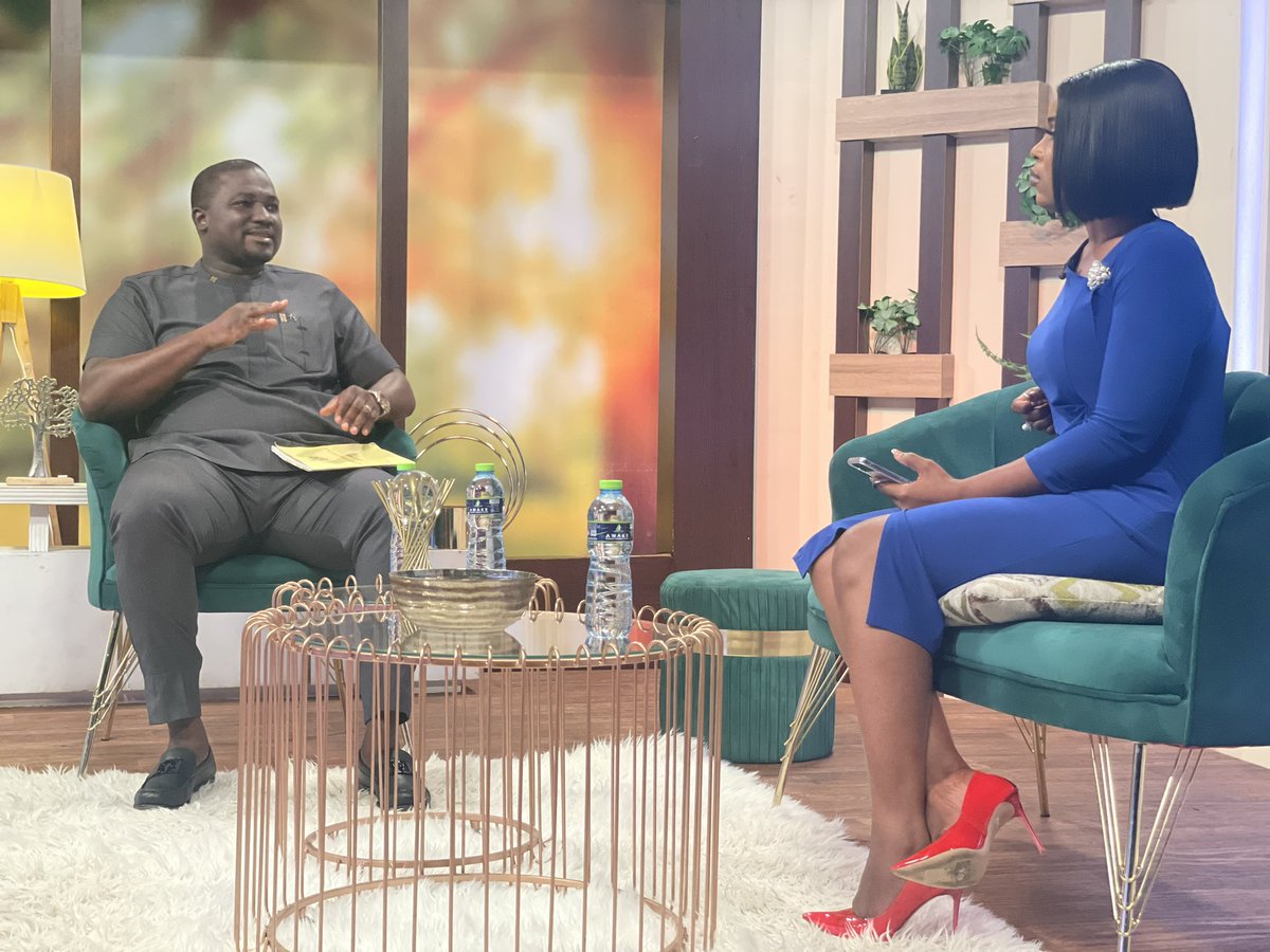 freddyrustam's tweet photo. The multiple award-winning Broadcast Journalist, @berlamundi, yesterday hosted Yaw Sarpong Boateng Esq, Executive Secretary of the Right to Information Commission (@rticghana ) on @tv3_ghana #NewDay. @OtiAdjei 

#RTIGH
#KnowTheRTIAct989 https://t.co/cJhEYLk8oZ