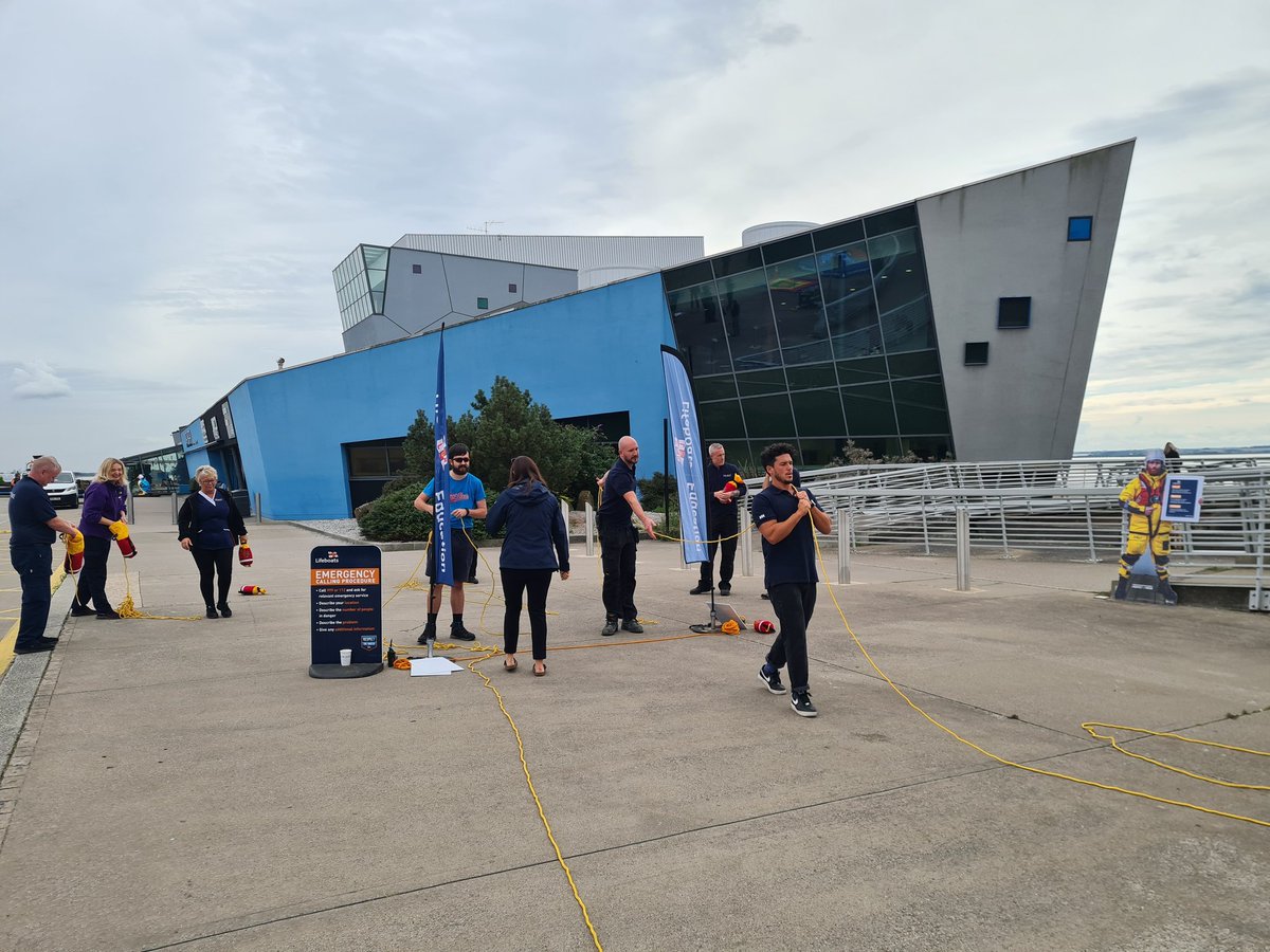 KatyDukeShark's tweet photo. The Crew @TheDeepHull very much enjoyed #lifeline training yesterday with the fantastic team from the @RNLI Really important messages and training #RespectTheWater #SaveAMate Excited to progress some opportunities for public engagement. Let's spread the message! https://t.co/GAe9A7vG8y