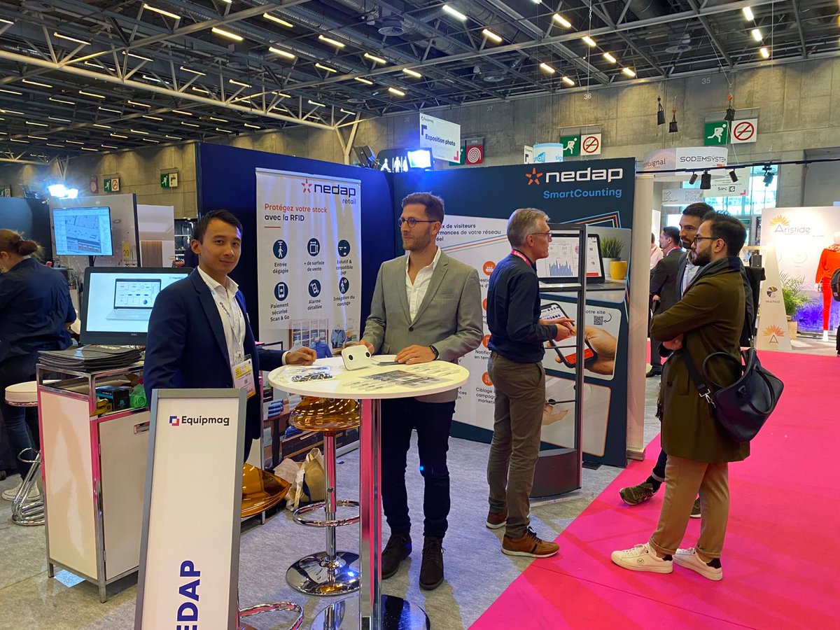 Nedapfr's tweet image. [𝐂𝐨𝐦𝐩𝐭𝐚𝐠𝐞] Venez découvrir notre solution de #comptage et d'analyse des #flux #SmartCounting au stand B085 sur @EquipmagSalon 
Découvrez notre capteur en action avec notre Dashboard personnalisable !
Nous vous attendons 😊