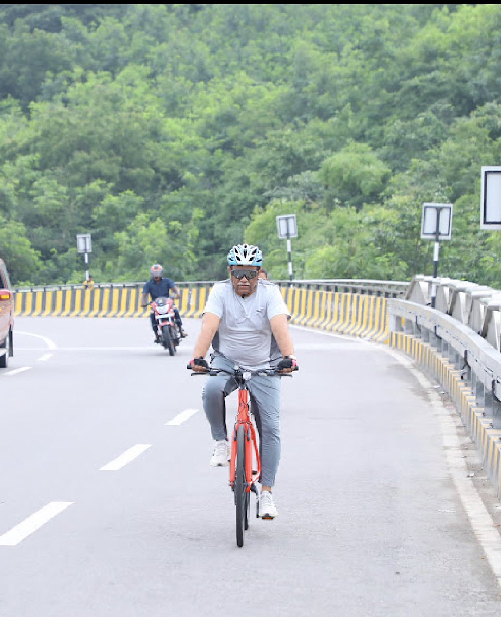 arvindkumar_ias's tweet photo. @ #DurgamCheruvu Cable Bridge
Sunday Sept 25, 6-8am

I will be there ..
Please come and join the bicycle revolution ! 

We are making a renewed effort to provide safe &amp; dedicated cycling tracks &amp; make it a part of lifestyle https://t.co/uJp11Pjrry