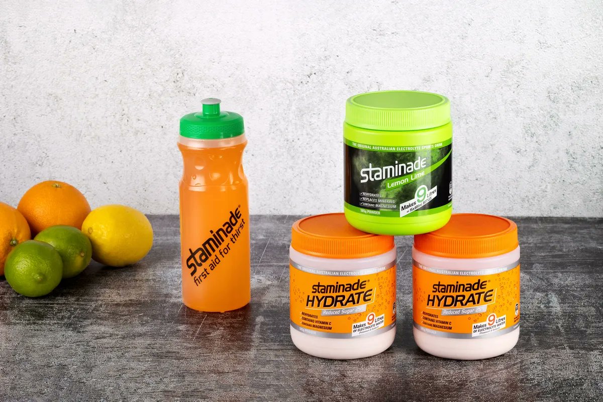 SydneyUniVelo's tweet photo. 💚 🧡 @staminade_aus is the original economic Australian sports drink. Just mix 1 scoop into 250ml chilled water and stir until dissolved. It's so easy, it'll be as much a part of your pre-ride routine as a warm-up.
#staminade #sponsored https://t.co/aX2tgfnTi9