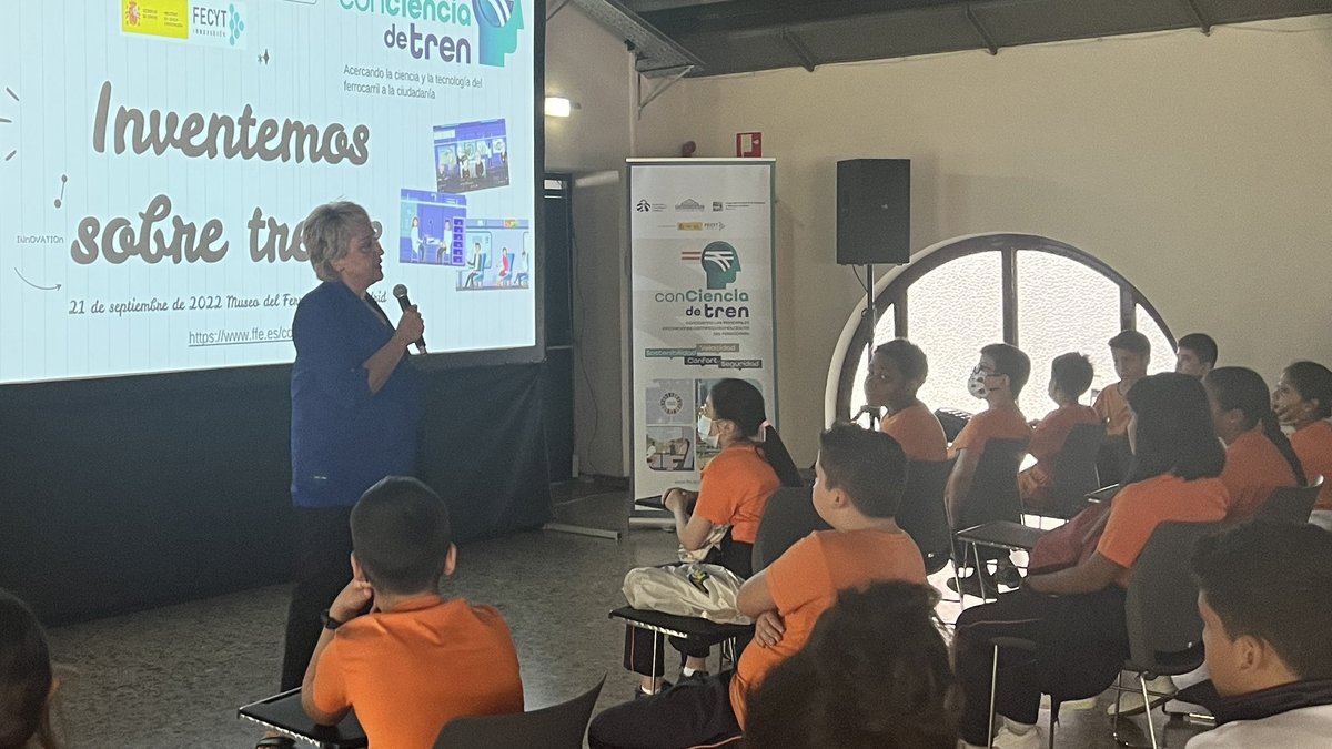 ffe_es's tweet photo. Inventemos sobre trenes 🚆 

Alumnxs del cole Juan Sebastián El Cano de @jmd_usera participan en un nuevo encuentro de #conCienciaDeTren, el proyecto para acercar la innovación ferroviaria a la ciudadanía. 

Lxs niñxs proponen inventos como “trenes voladores” 😍

📍@M_Ferrocarril https://t.co/m3vzspTRlN