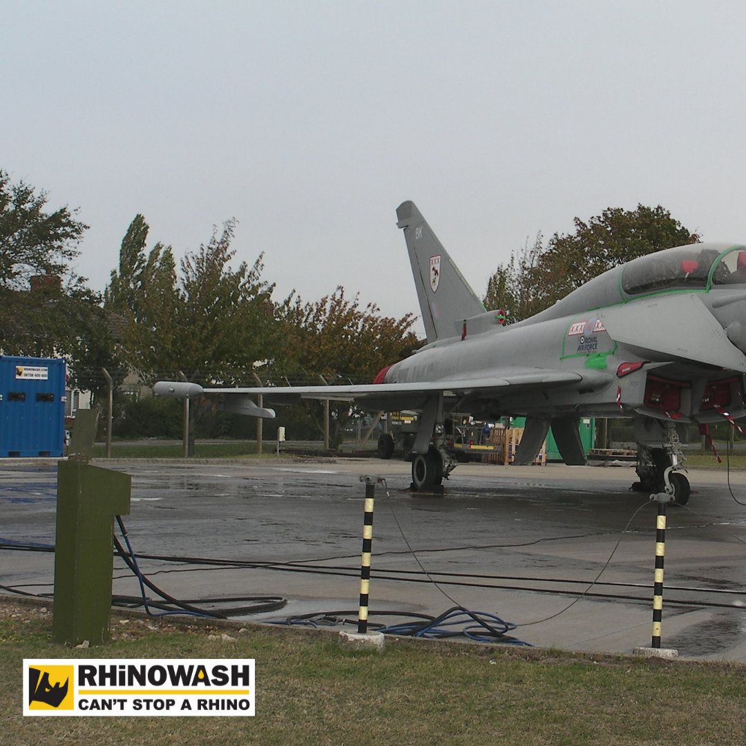 We became partners with our nation's military services by offering the best pressure washer solutions in the UK 🦏

We provide them with the best wash solutions for their heavy machinery, vehicles, and aircrafts ✈️

👉 rhinowash.com

#PressureWasher #Rhinowash
