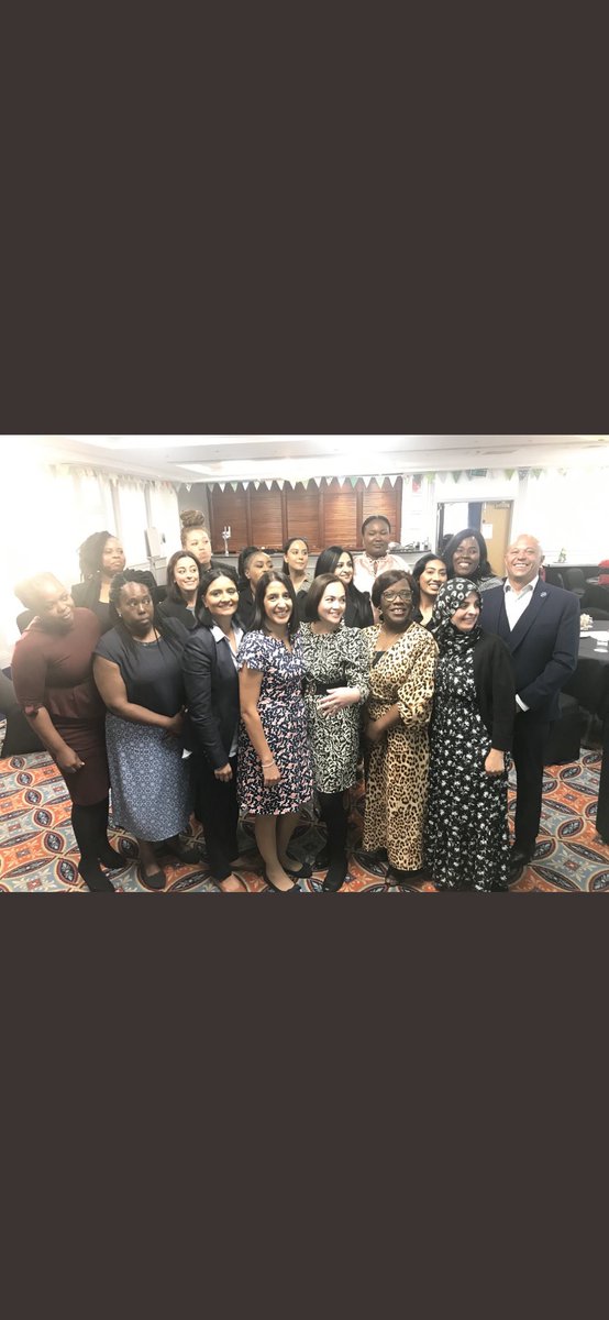ChitenheEmilia's tweet photo. Feeling proud🙌🏽basking in the aftermath of yesterdays celebrations amongst amazing leaders @ninamorganNHS with Cohort 1 #Aspirant Leaders. @JeanKnightNHFT thank you for believing in me !!!@Warnerbro @JenniferJSP37 @NinaJaspalCNP @NHFTNHS @AngelaHillery https://t.co/BZCDSHryss