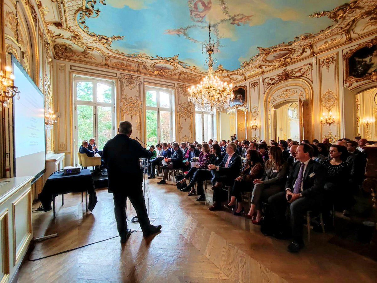 ClubFrance_Immo's tweet photo. #LOGIDAY - Merci à toutes et tous d’avoir contribué au succès de cette première édition du #LOGIDAY, hier à l’hôtel Le Marois (Paris 8).
Une initiative @agence1313 pour que territoires et investisseurs en immobilier logistique se rencontrent.
#Logiday #Afilog #Logistique https://t.co/BRnyKwYnKE